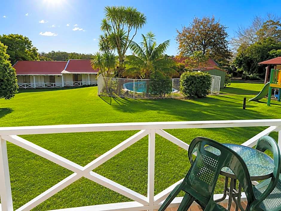 Karri Forest Motel