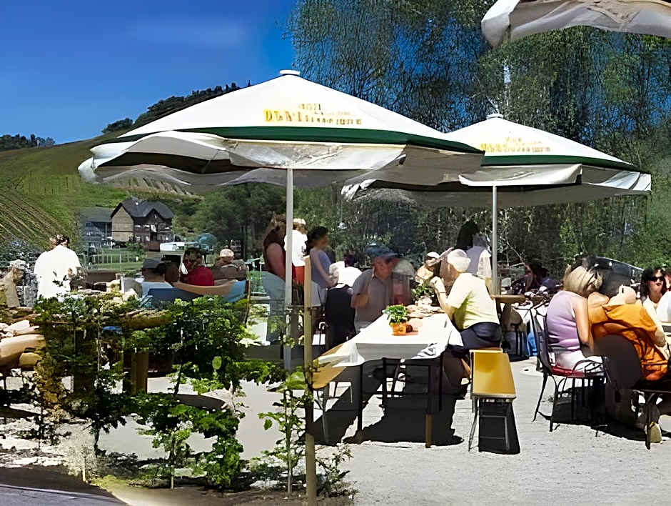 Hotel Weisser Bar