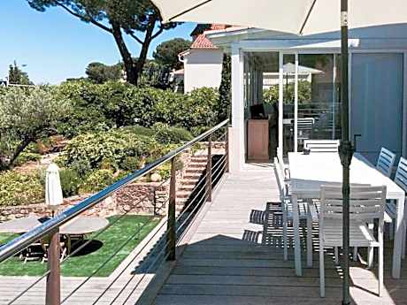 Two-Bedroom Loft Apartment