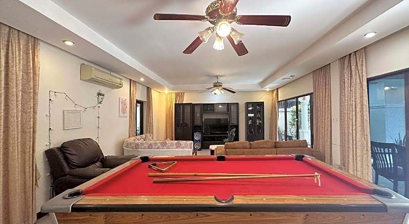 Blooming Hill Boutique Suites