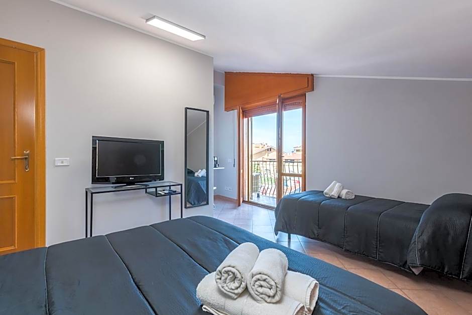 Travelershome Ciampino&Morena GuestHouse