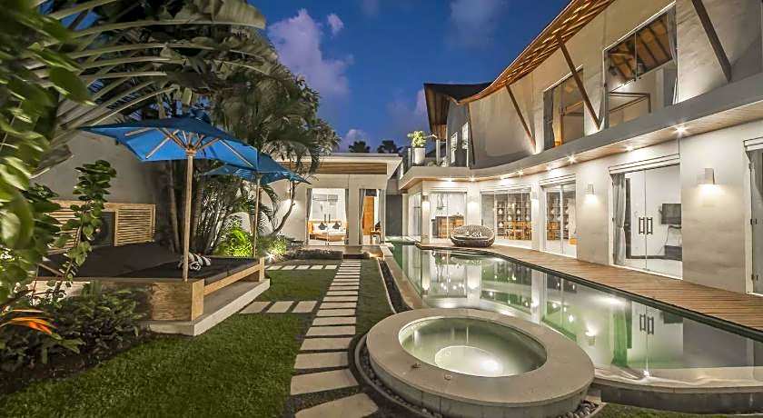 Villa DeDayuh Seminyak