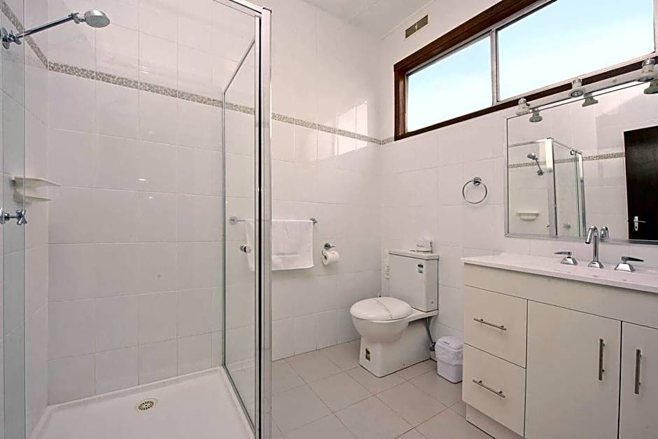 Hi Way Eight Motor Inn