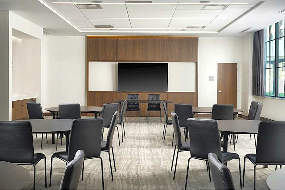 AC Hotel by Marriott Dayton