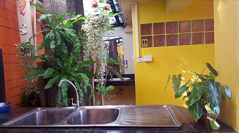 First And Frang Hotel