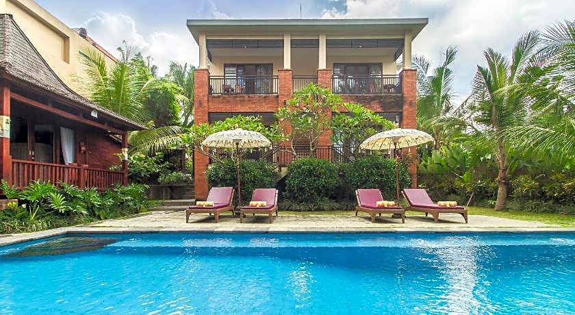 Buah Naga Sari Guest House