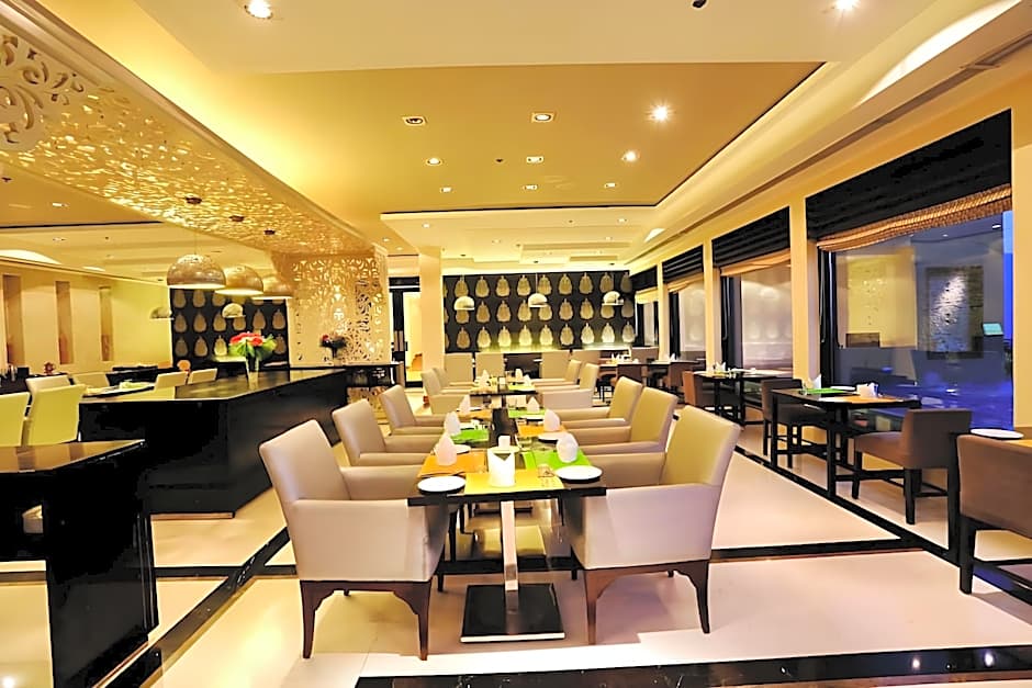 Taj Dal View, Srinagar