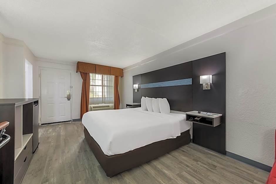 Quality Inn Charlotte Airport