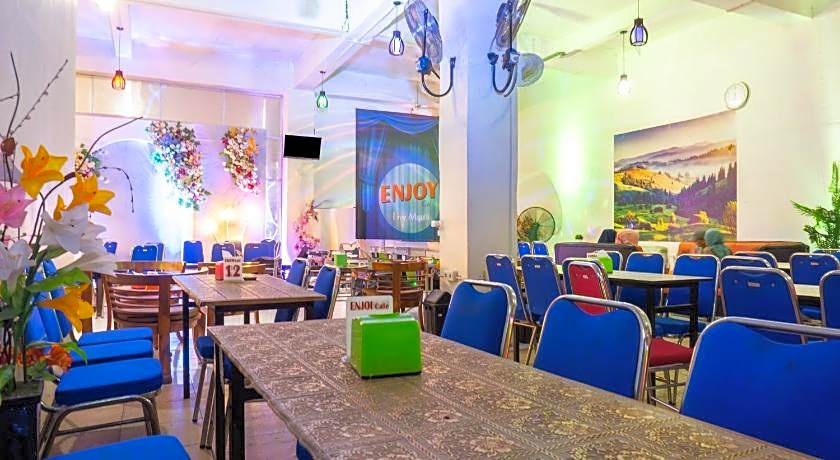 Hotel O Enjoy Homestay & Cafe