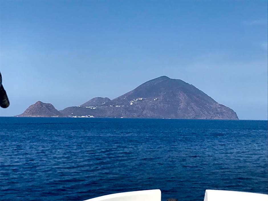 Da Nino sul mare Filicudi