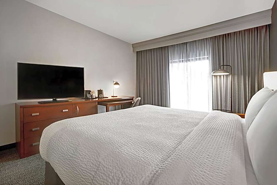 Courtyard by Marriott Chicago Elmhurst/Oakbrook Area