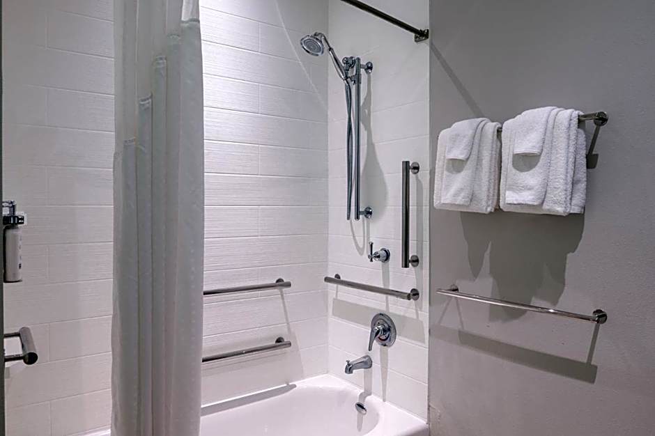 Holiday Inn Express Troy By IHG