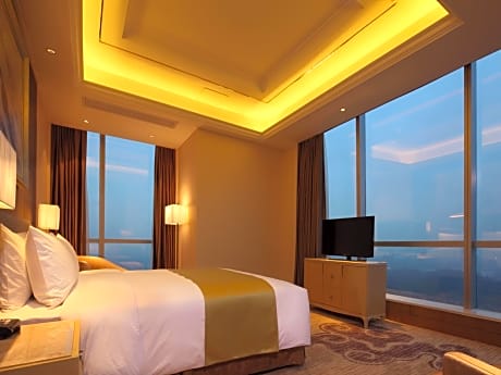 Executive King Room - Lounge Access