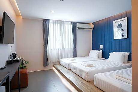 Building A Triple Room