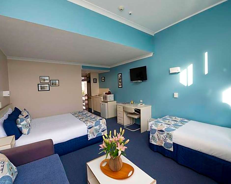 Wrights by the Sea Motel