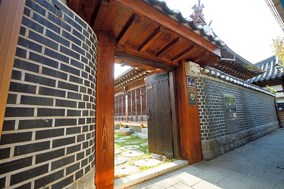 Gaeunchae Hanok Guesthouse Jeonju