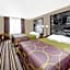 Super 8 by Wyndham Bolivar