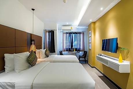 Deluxe Twin Room