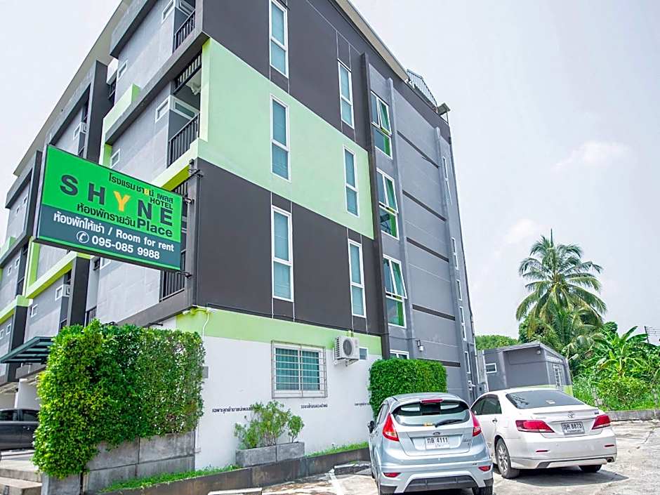 Shyne Place