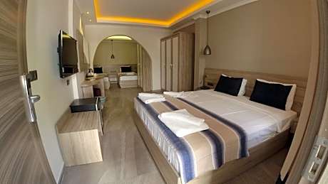 Economy Quadruple Room