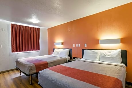 Motel 6-Dothan, AL