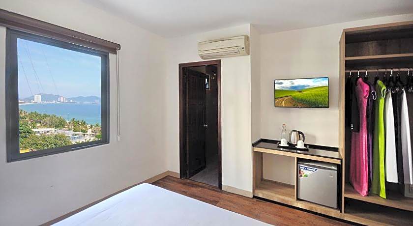 Golden Lotus Hotel Nha Trang - Tran Phu Street