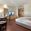 Rocana Hotel