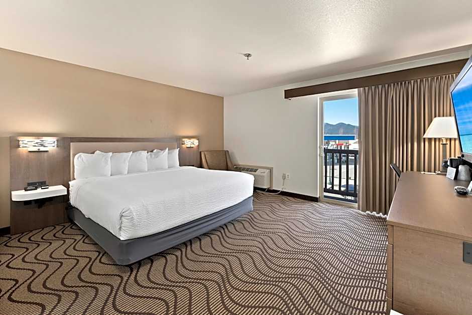 Sandpoint Hotel & Suites Downtown