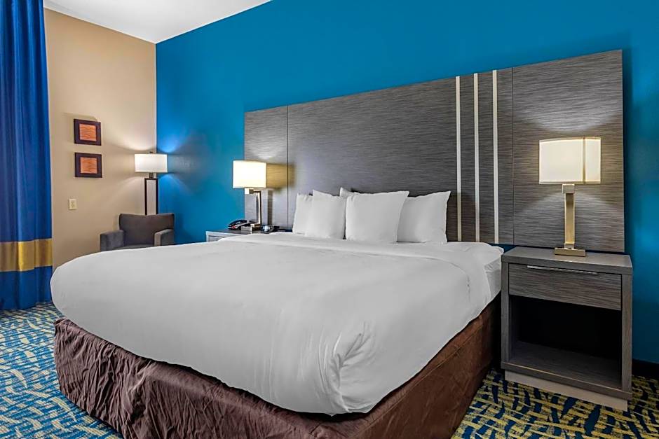 Comfort Inn & Suites Pauls Valley - City Lake