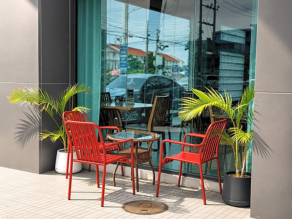 V1  Boutique Hotel