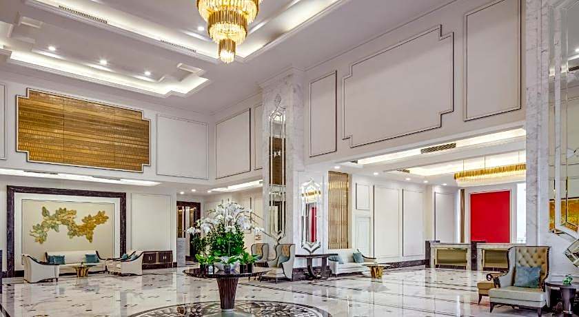 Melia Vinpearl Nha Trang Empire