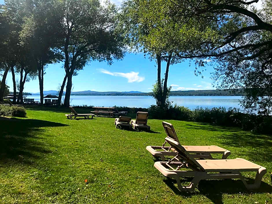 Magog Waterfront Studio 106