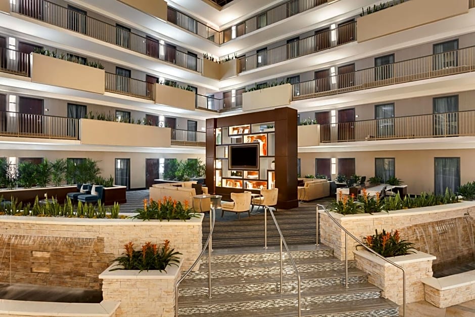 Embassy Suites By Hilton Hotel Atlanta-Airport