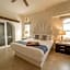 Club el Moro Hotel Suites