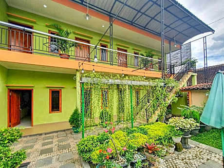 RedDoorz Syariah @ Graha Adi Karya Kartasura