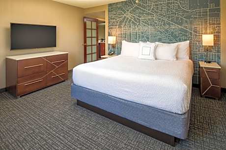 One-Bedroom King Suite with Balcony and Sofa Bed