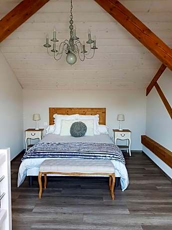 Suite with Garden View