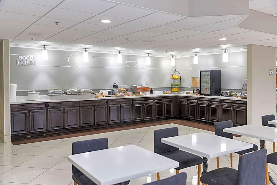 Elimwood Hotel, A Ramada by Wyndham