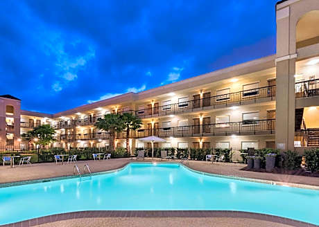Comfort Suites Baton Rouge South I-10