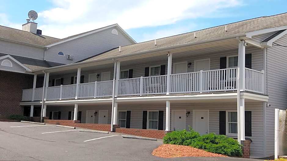 Inn at Cemetery Hill