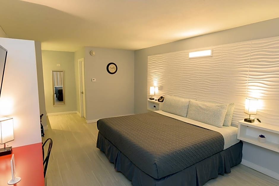 Hotel Room Near Disney 4 People