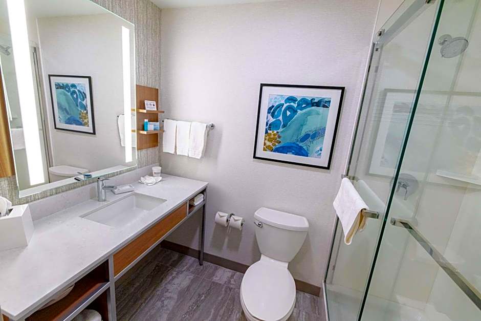 Hilton Garden Inn Lakewood