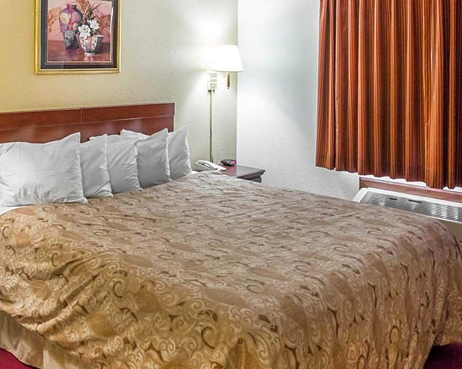 Rodeway Inn Cedar Rapids Westdale