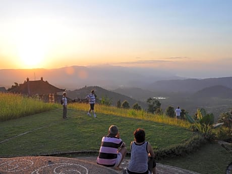 Puri Lumbung Cottages, Restaurant & Spa, Munduk