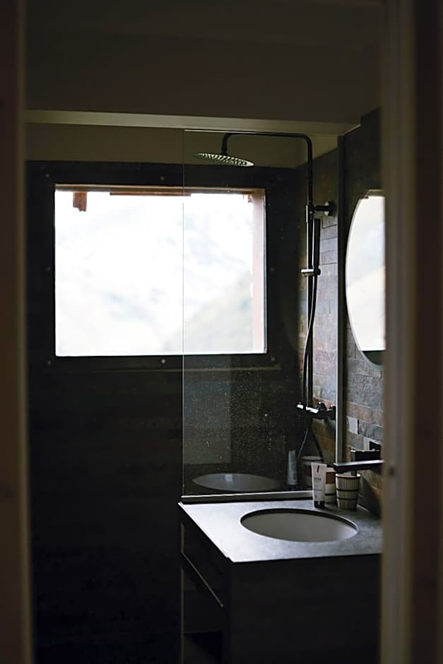 Les Cèdres - Hôtel - Restaurants - Spa