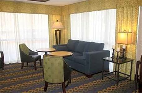 Hampton Inn Macon - I-475