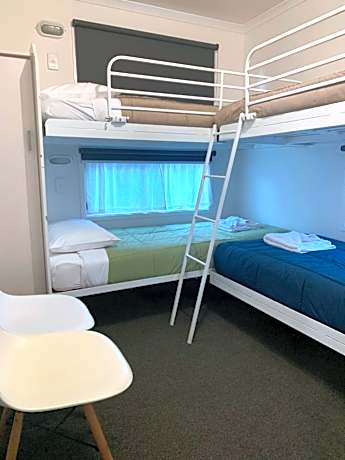 2 Bedroom Luxury Cabin