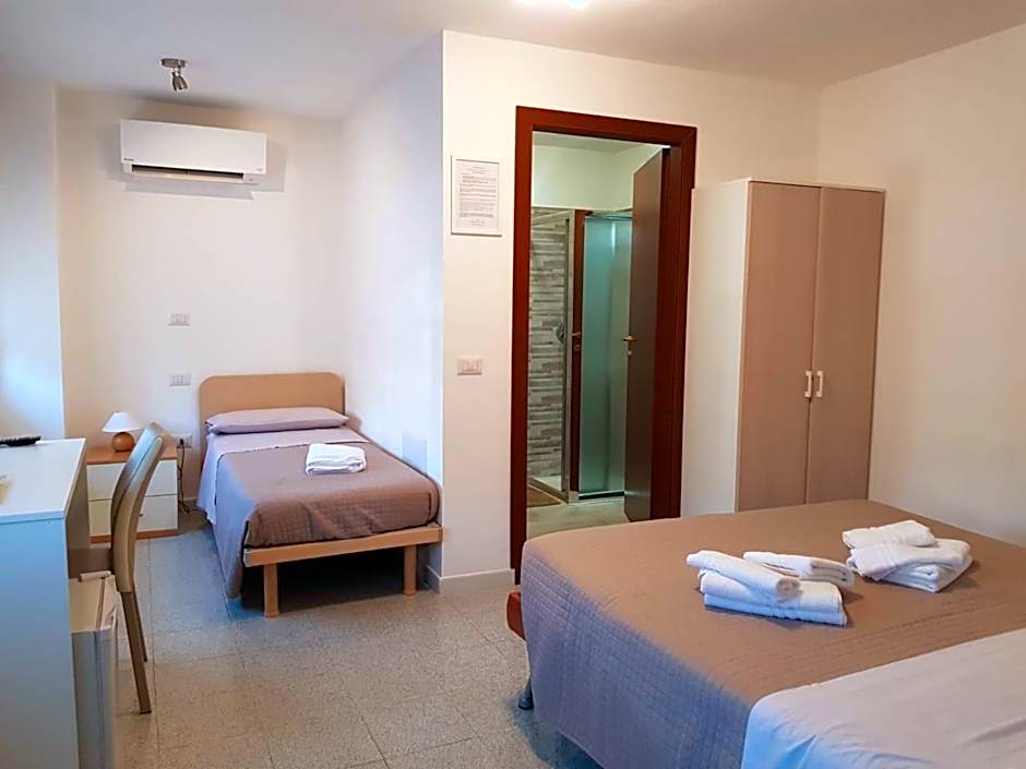 Photo 1 of 6 of Triple Room
