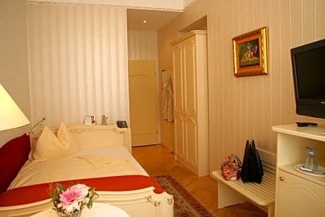 Double Single Use Classic