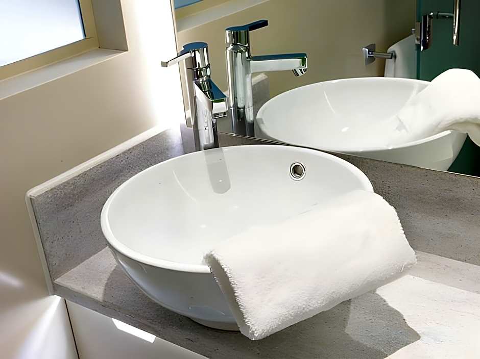 Hub by Premier Inn London Covent Garden